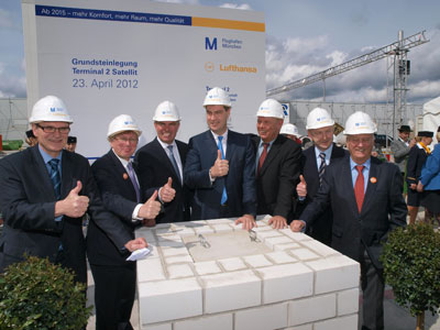 Michael Odenwald, Dr. Michael Kerkloh, Carsten Spohr, Dr. Markus Söder, Dieter Reiter, Thomas Klühr and Norbert Koch