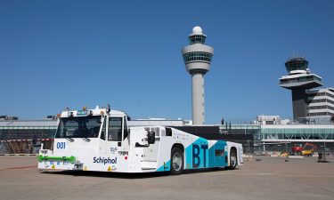 Amsterdam Airport Schiphol trials sustainable aircraft taxiing