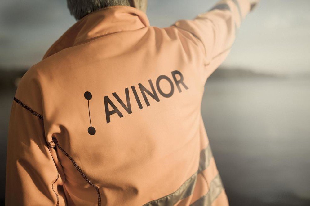 Avinor logo on jacket