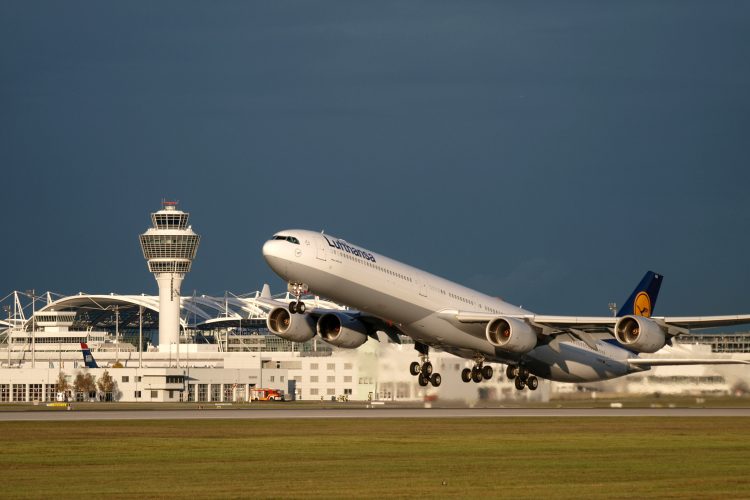 Court ruling allows third runway at Munich Airport