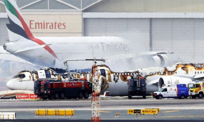 Emirates Plane Crash Dubai August 2016