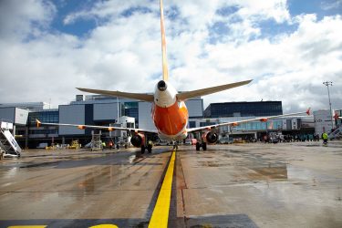 Gatwick Airport hopes to gain another runway in 2020