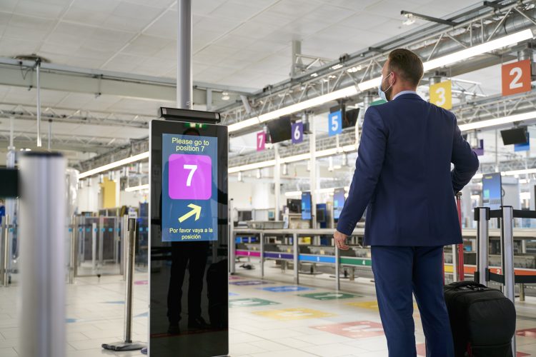 Maximising security lane throughput