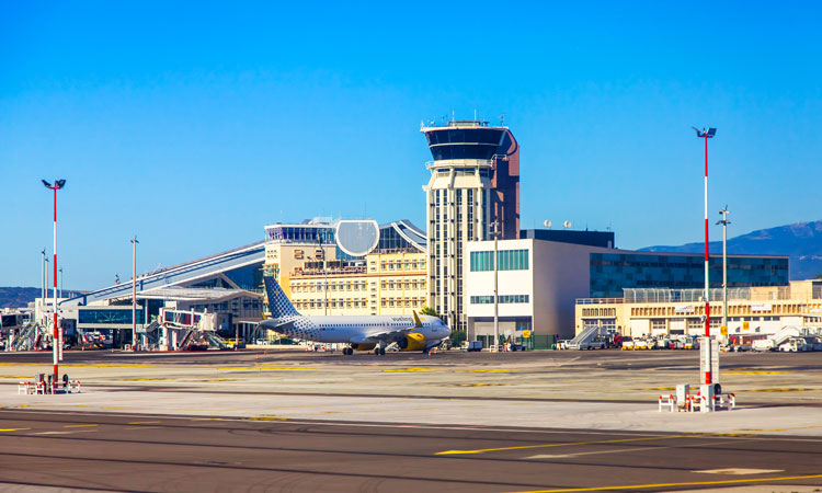 Health measures at Nice Cote airport