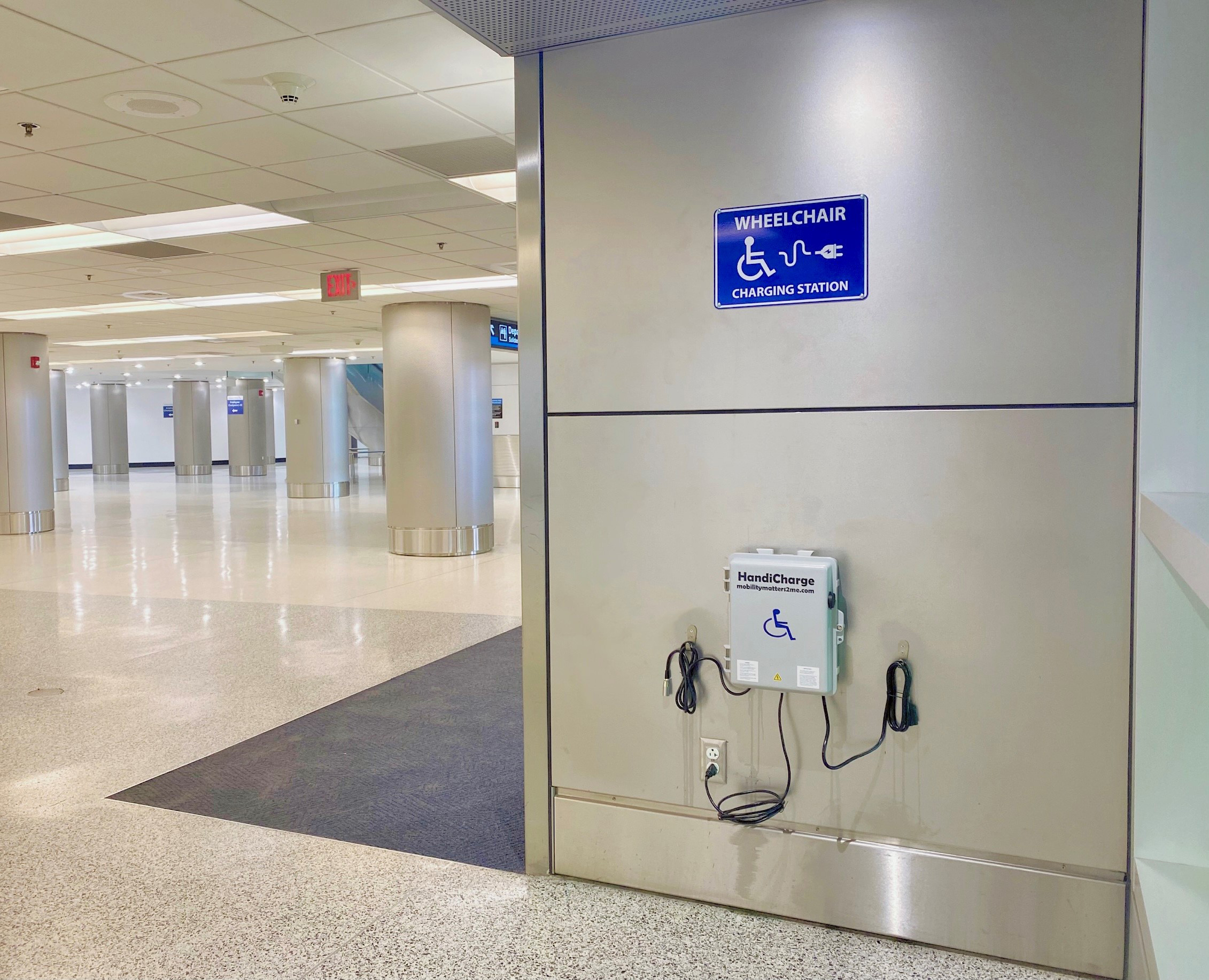 Wheelchair charging station MIA