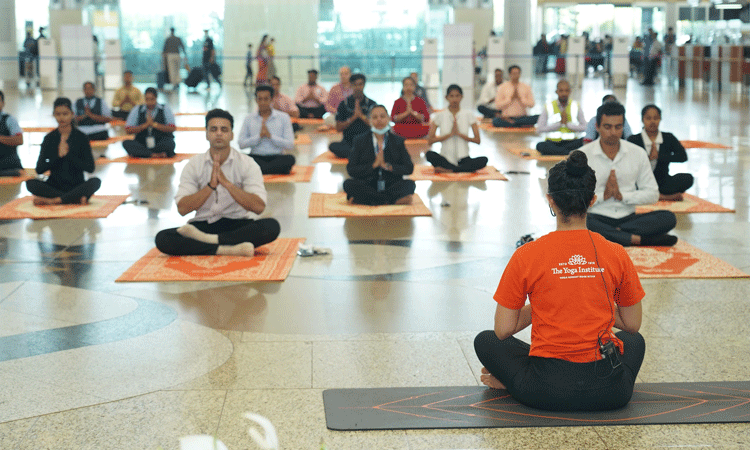 Mumbai Airport hosts fun-filled celebrations for passengers