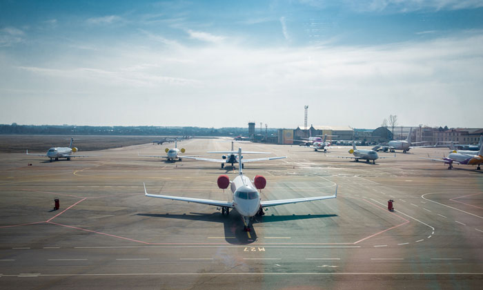 airport-winter