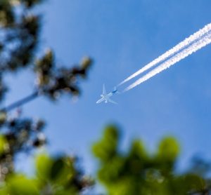 Government commits funding to improve air travel emissions