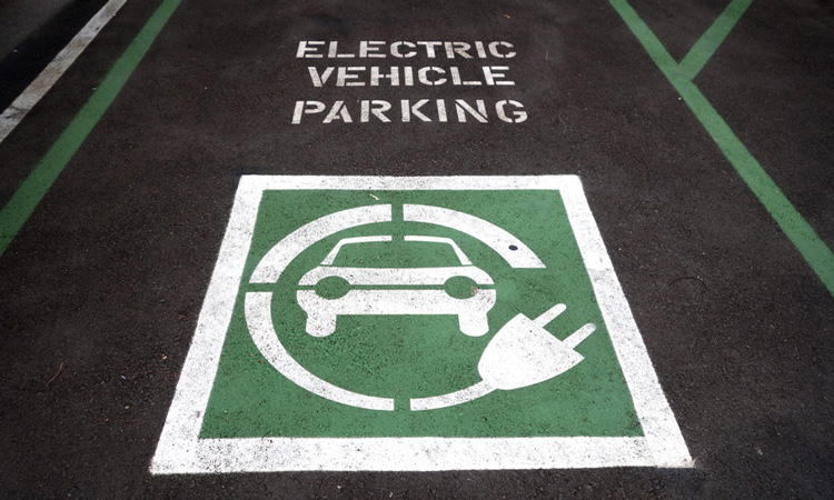 Bristol Airport installs electric vehicle charging zones