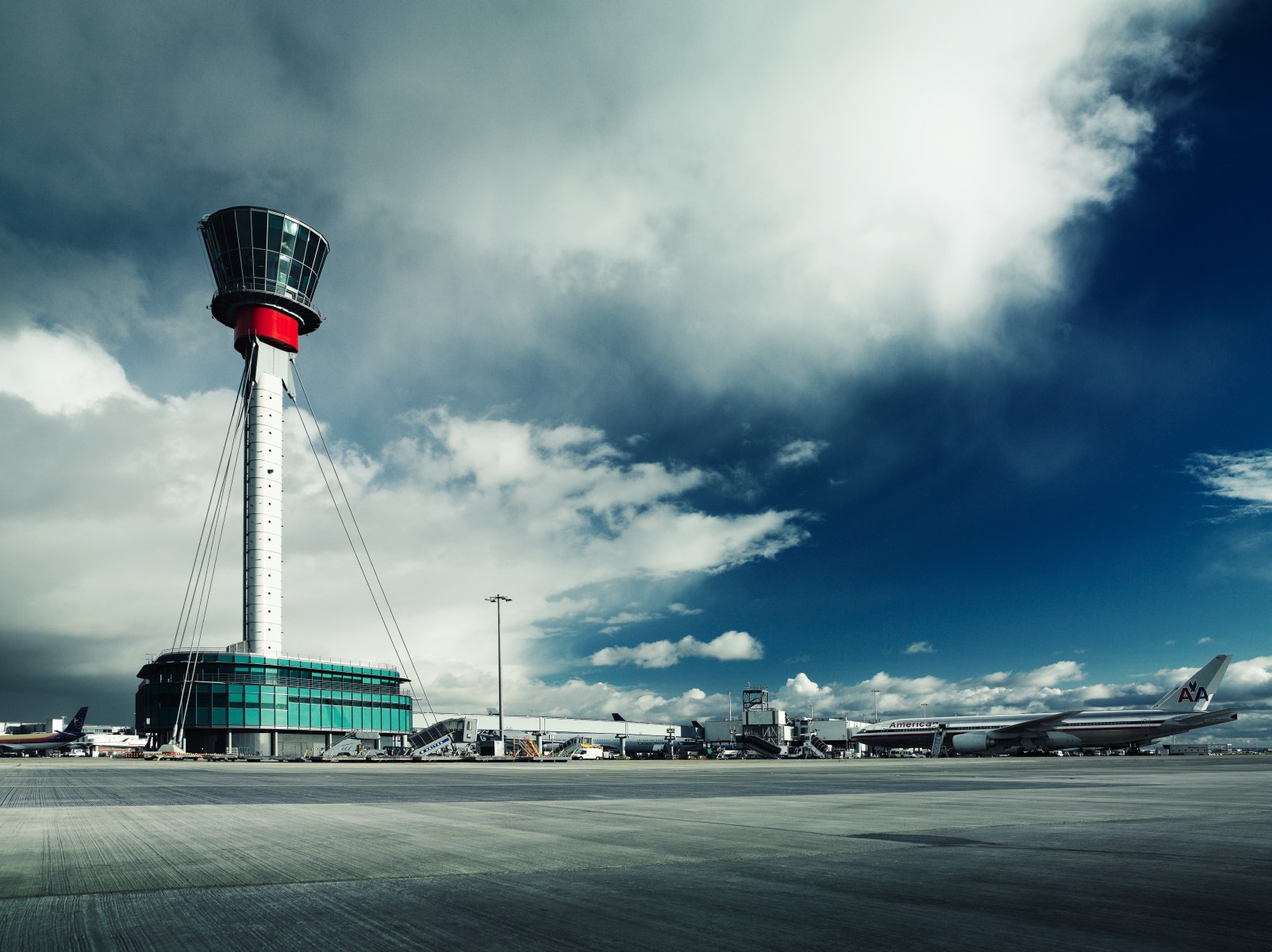 Heathrow Airport carbon concrete