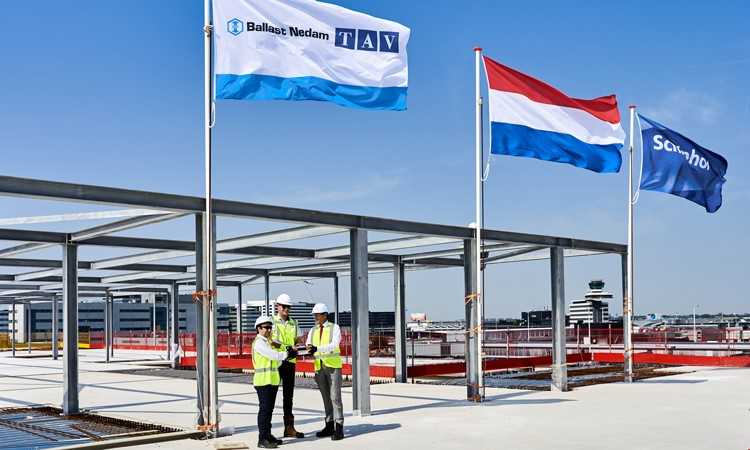 Construction of Amsterdam Airport Schiphol's new Pier A reaches highest point