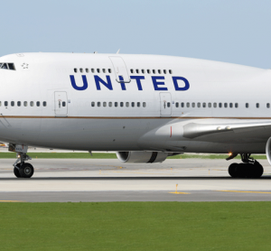 DOT issues largest fine to United Airlines for tarmac delay violations