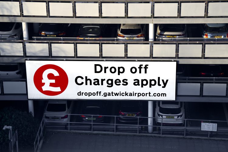 gatwick drop off charge