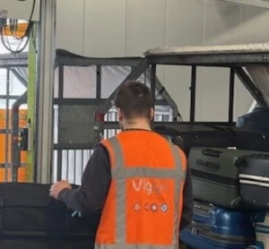 lifting aids Eindhoven Airport baggage