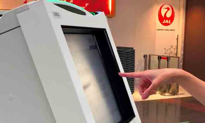 Touchless check-in kiosks at Tokyo Haneda