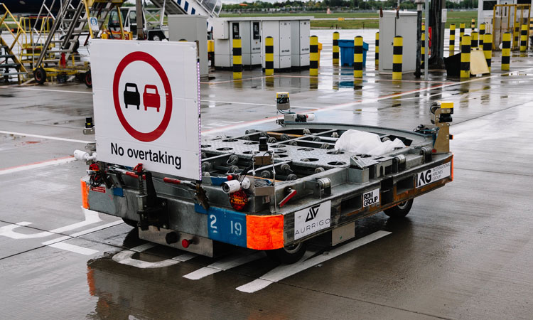 Heathrow Airport trials driverless baggage vehicles